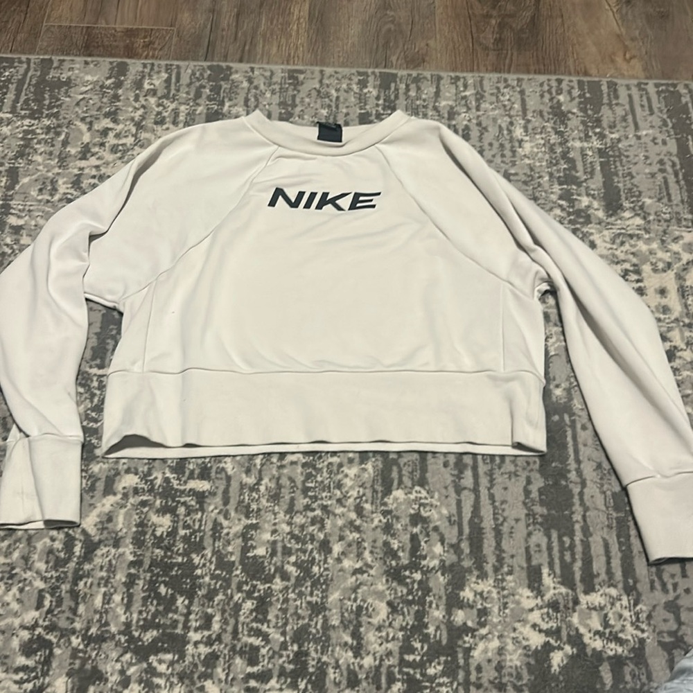 Women’s Nike Dri-Fit cropped Sweater